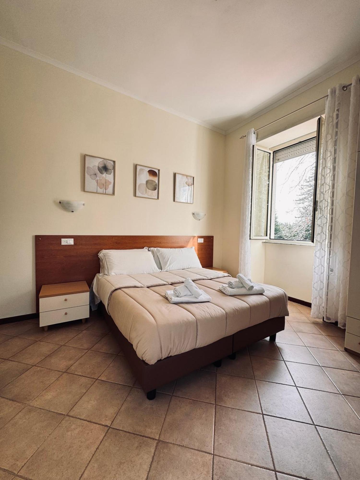 Hotel Villa Robinia Genzano di Roma Ngoại thất bức ảnh